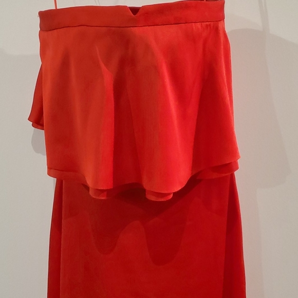 Dress - Picture 2 of 2